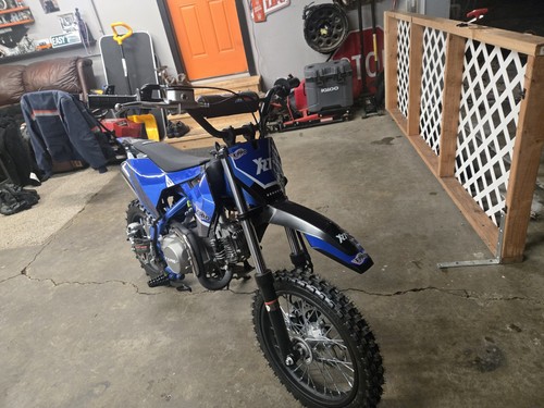 Blue and white - , 125cc
